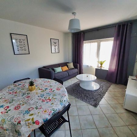 Idealement Situe, Spacieux Et Agreable, Parking Gratuit Et Classe 3 Etoiles ม็อนด์ ภายนอก รูปภาพ