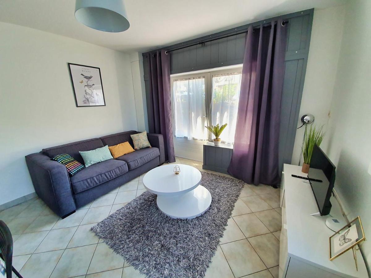 Idealement Situe, Spacieux Et Agreable, Parking Gratuit Et Classe 3 Etoiles ม็อนด์ ภายนอก รูปภาพ